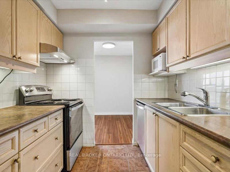 3170 Kirwin Mississauga,ON L5A 3R1 — Photo 18