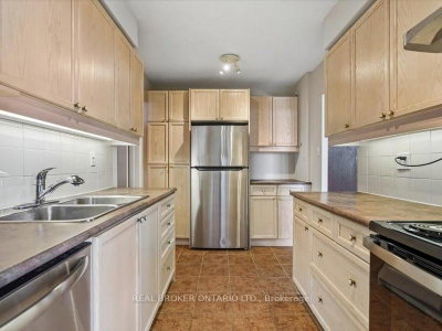 3170 Kirwin Mississauga,ON L5A 3R1 — Photo 19