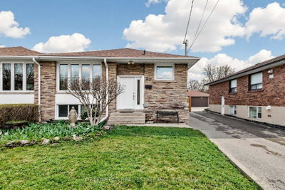 5-bed Semi-Detached · 87 Mulholland Ave