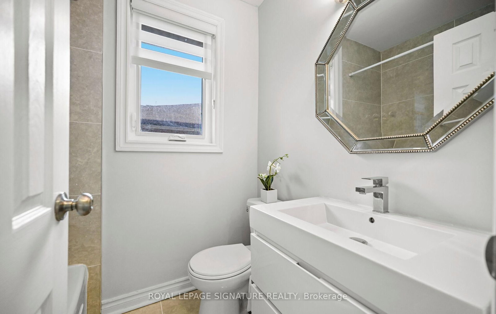 1207 Pinegrove Road • Oakville, ON photo 13