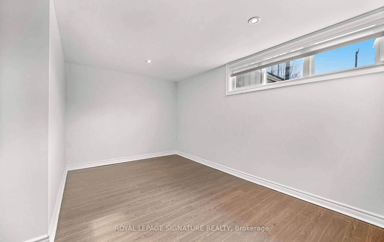 1207 Pinegrove Road • Oakville, ON photo 16