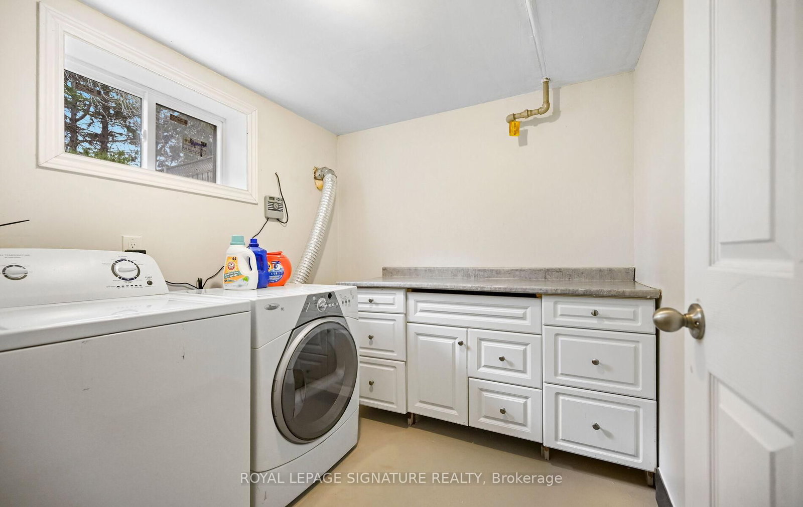 1207 Pinegrove Road • Oakville, ON photo 25