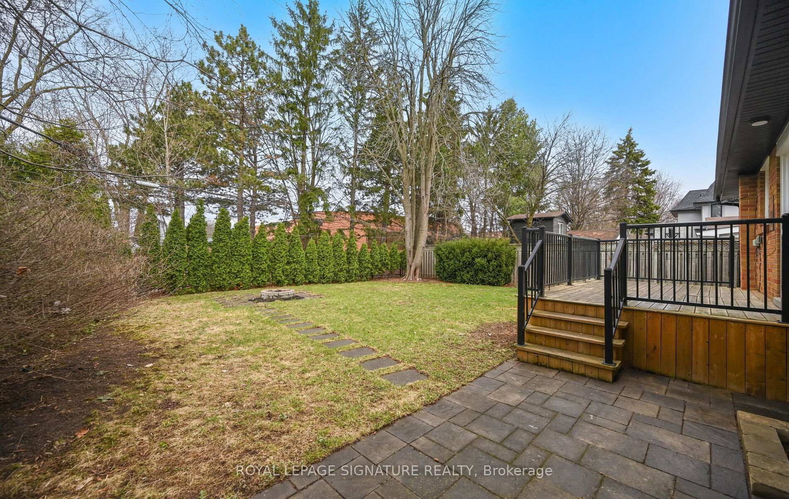 1207 Pinegrove Road • Oakville, ON photo 27