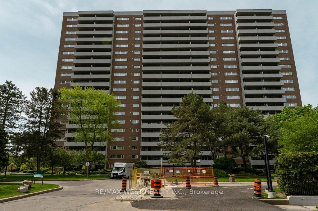 Property at 240 Scarlett