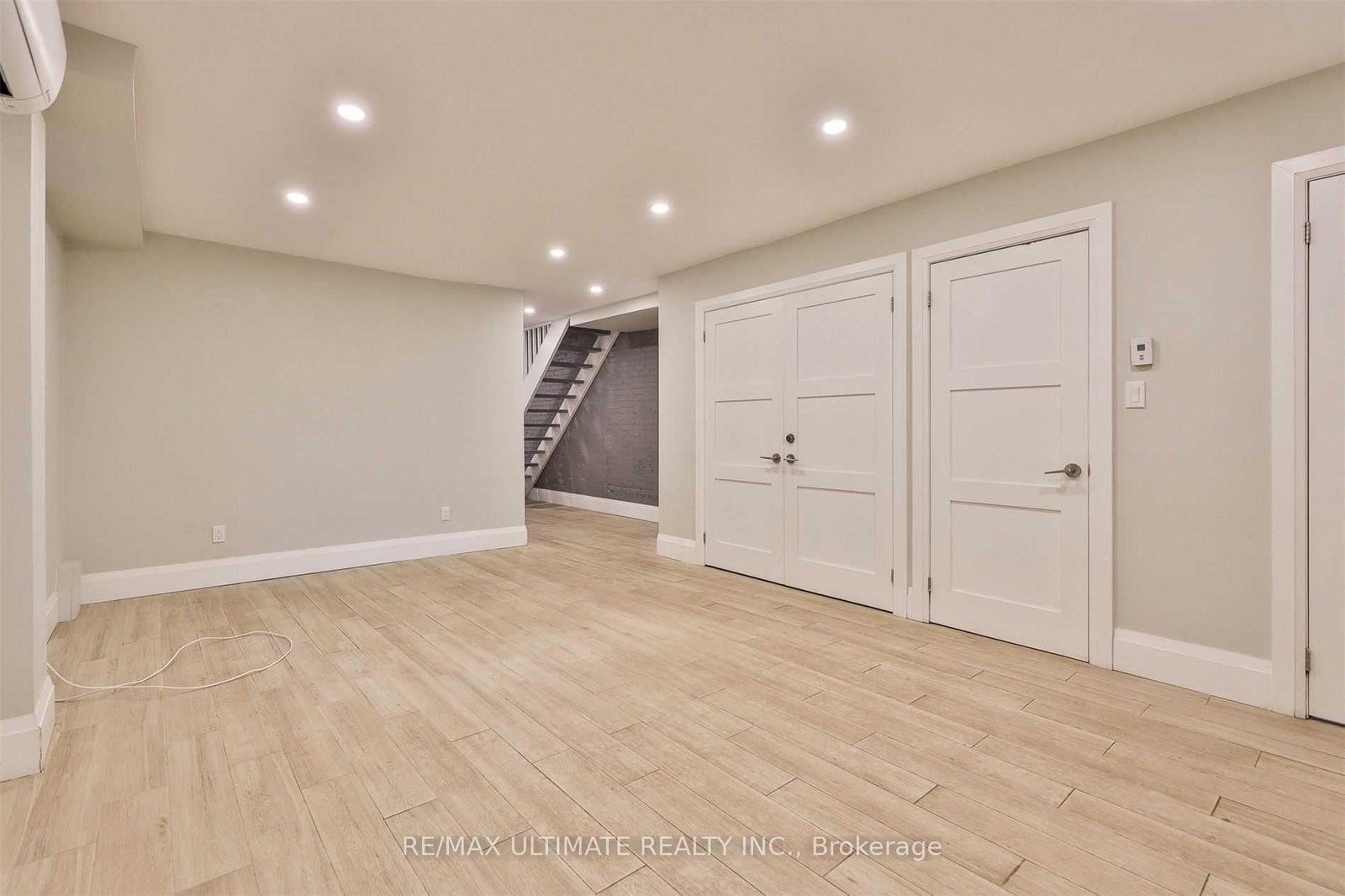 8 Grafton Avenue • Toronto, ON photo 49