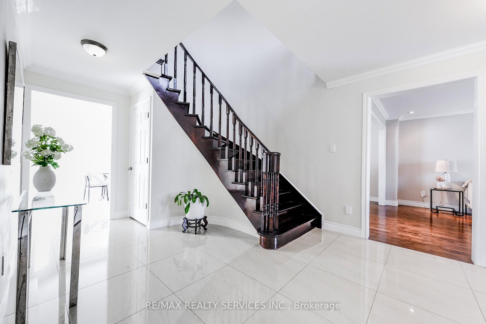 10 St Mark Place • Brampton, ON photo 12