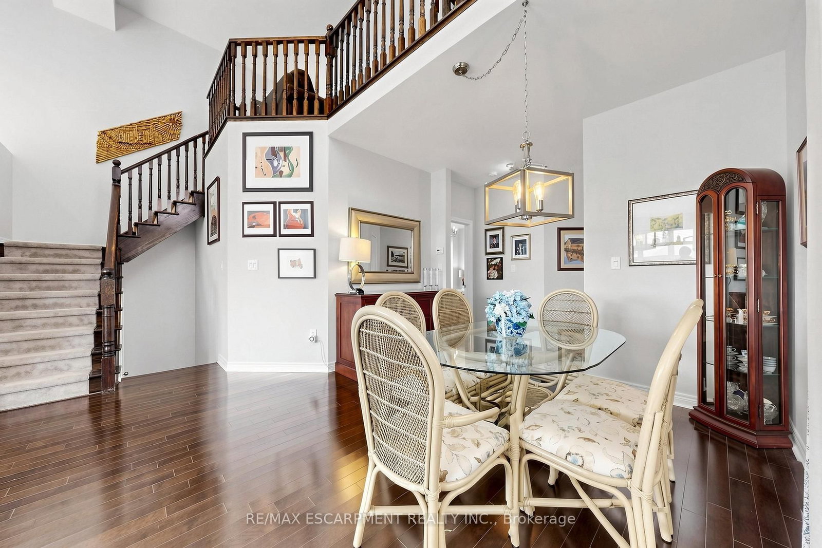 4176 Saunders Crescent • Burlington, ON photo 8