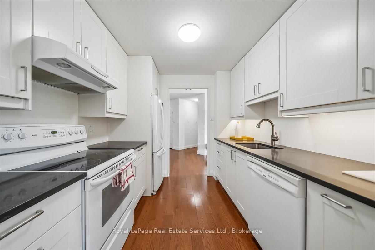 2511 Lakeshore Road W • #405 • Oakville, ON photo 16