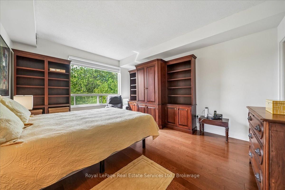2511 Lakeshore Road W • #405 • Oakville, ON photo 18