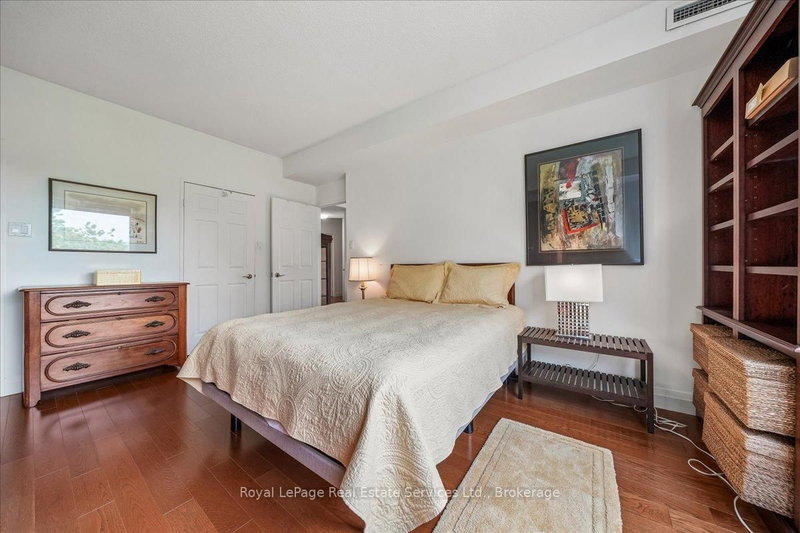 2511 Lakeshore Oakville,ON L6L 6L9 — Photo 19