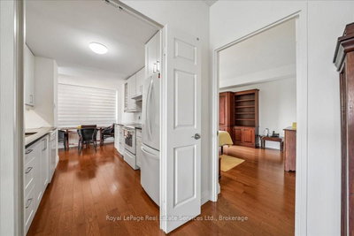 2511 Lakeshore Oakville,ON L6L 6L9 — Photo 27