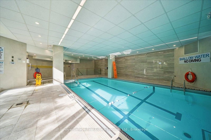 2511 Lakeshore Oakville,ON L6L 6L9 — Photo 33