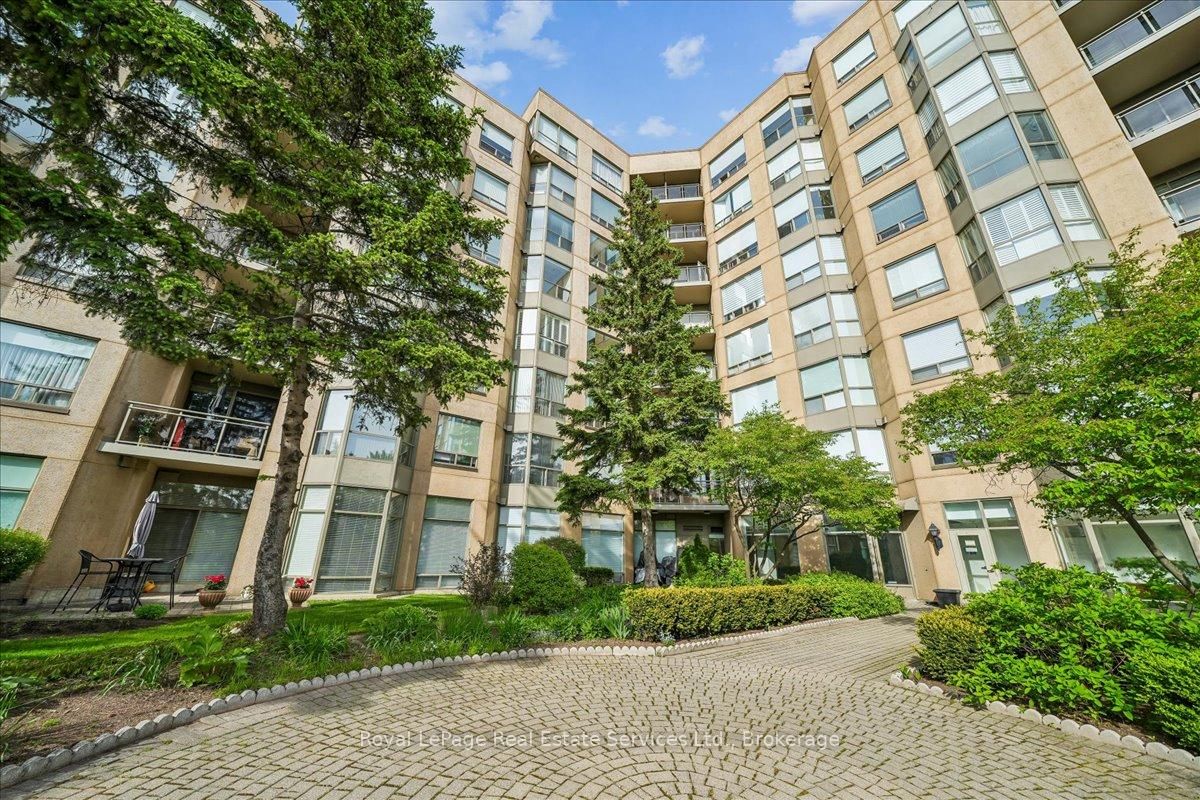 2511 Lakeshore Road W • #405 • Oakville, ON photo 38