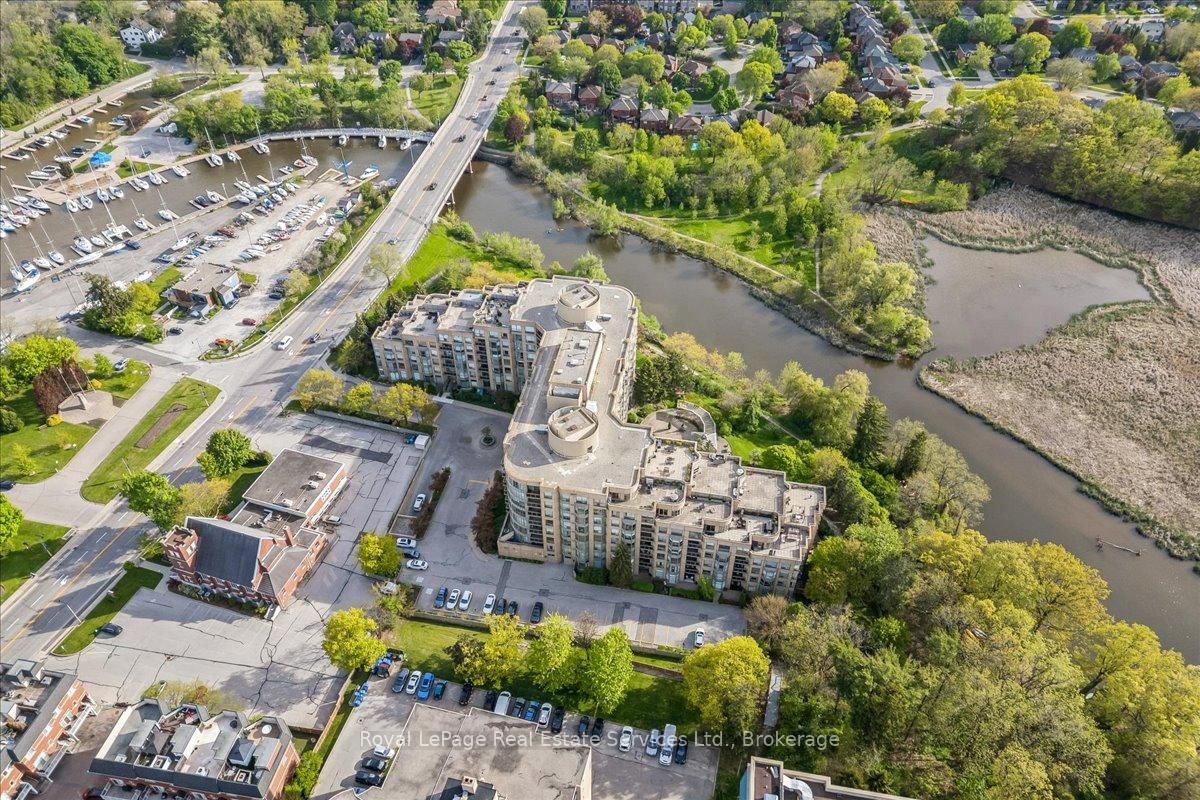 2511 Lakeshore Road W • #405 • Oakville, ON photo 44
