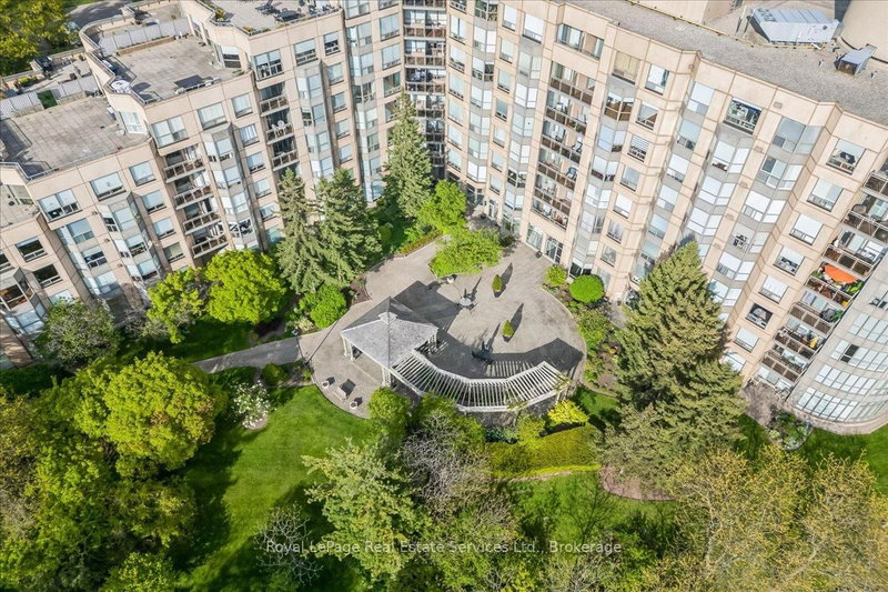 2511 Lakeshore Oakville,ON L6L 6L9 — Photo 47