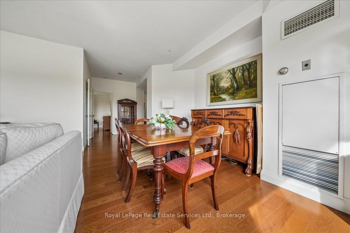 2511 Lakeshore Road W • #405 • Oakville, ON photo 9