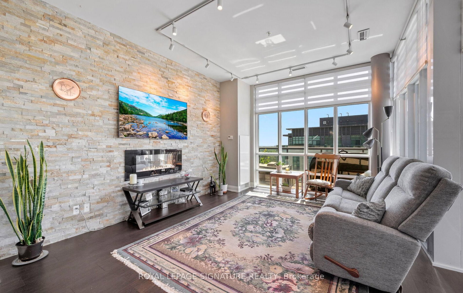 55 Yorkland Boulevard • #PH1202 • Brampton, ON photo 11