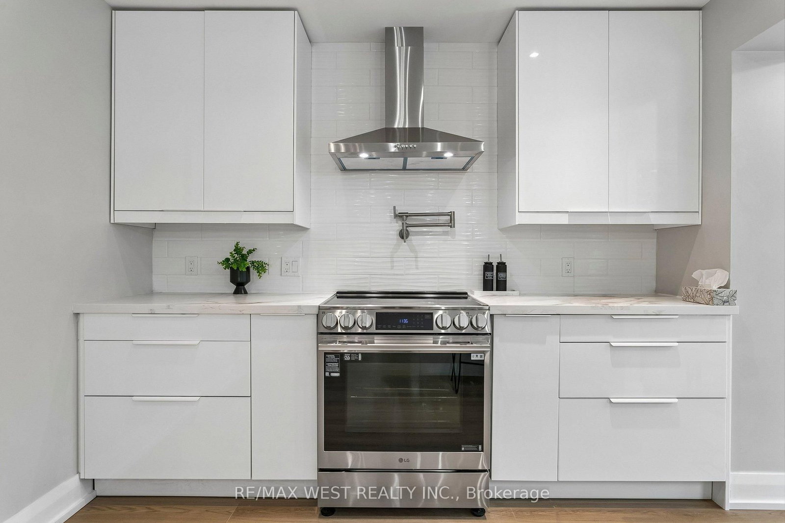 563 Joyce Boulevard • Milton, ON photo 18