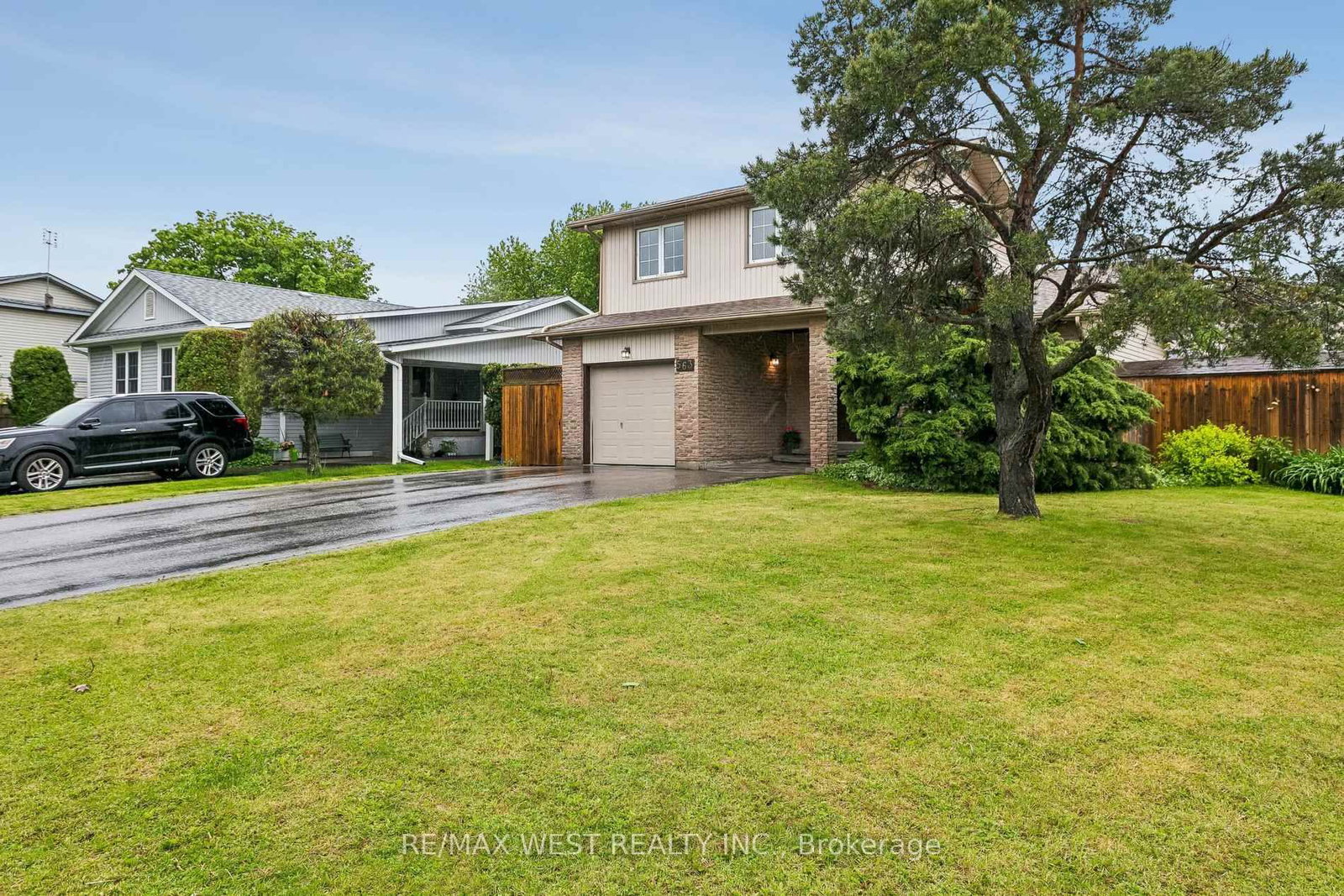 563 Joyce Boulevard • Milton, ON photo 2