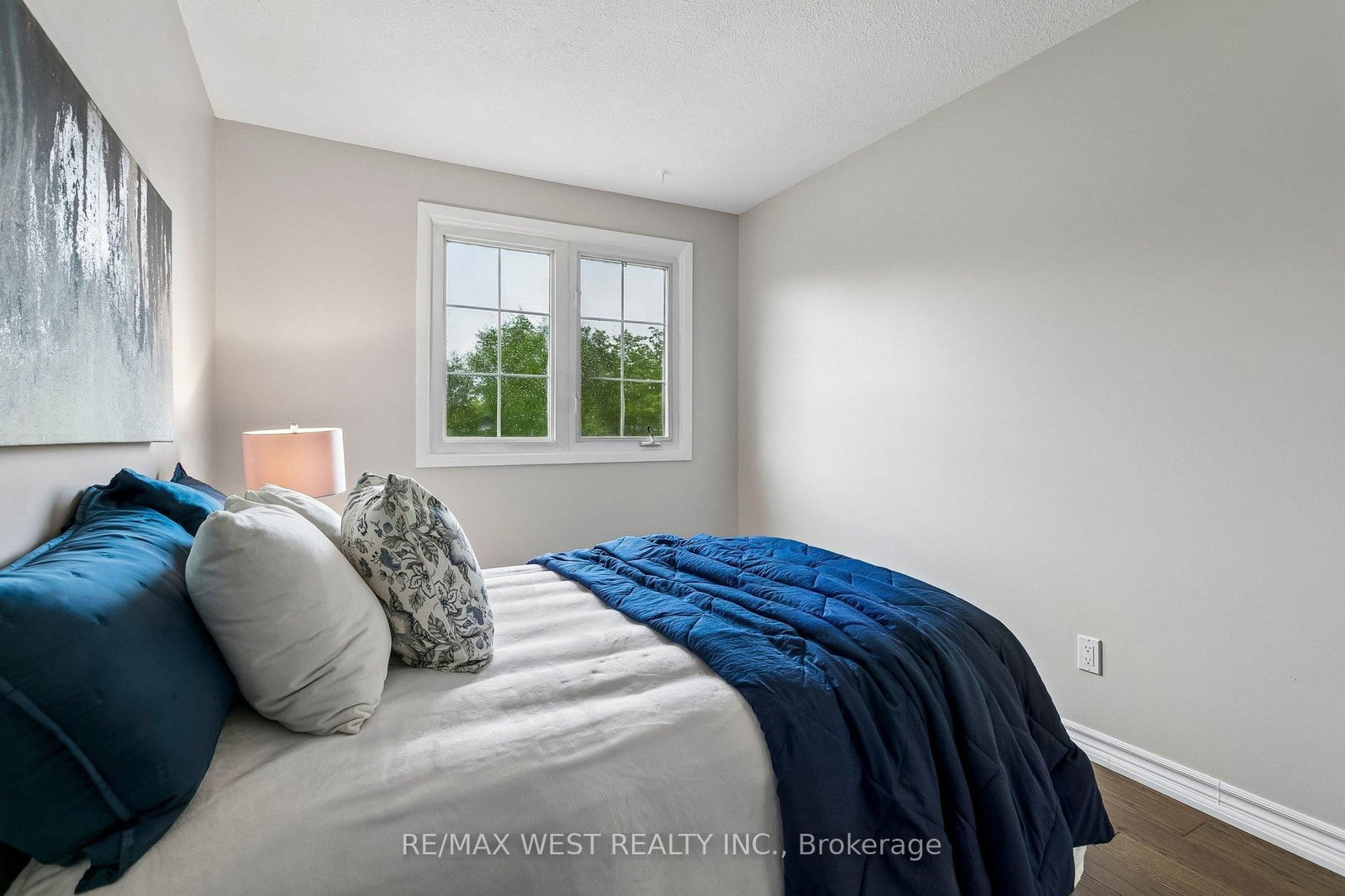 563 Joyce Boulevard • Milton, ON photo 26