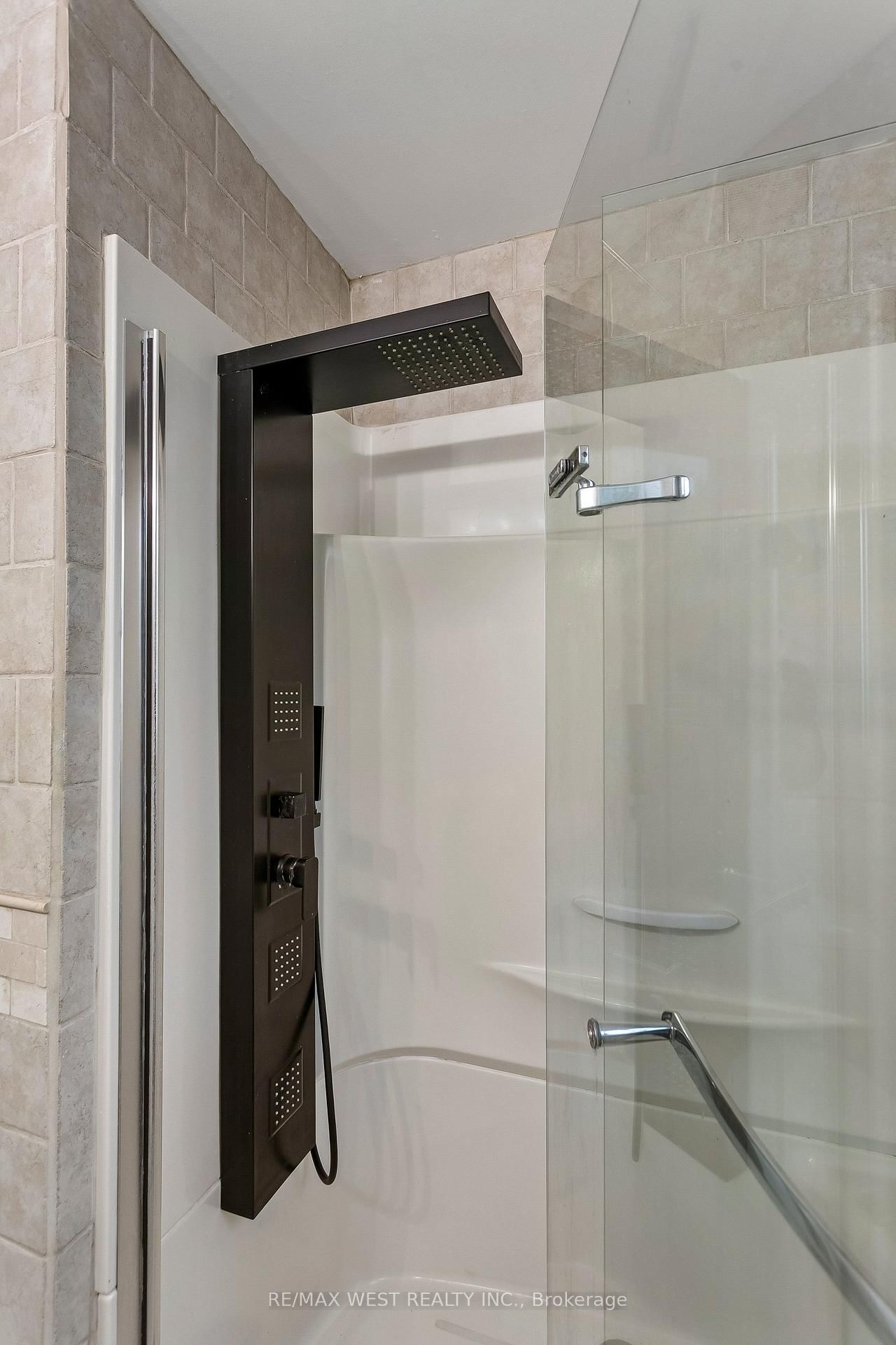 563 Joyce Boulevard • Milton, ON photo 39