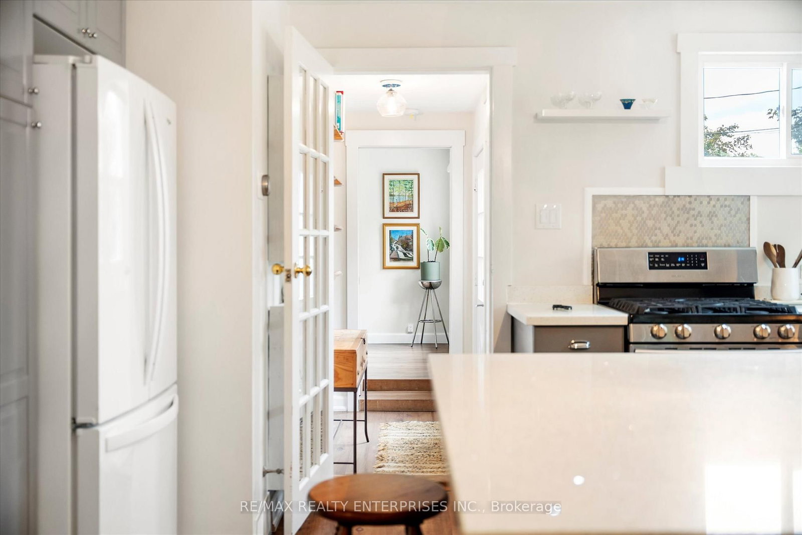 6295 Guelph Line • Burlington, ON photo 17