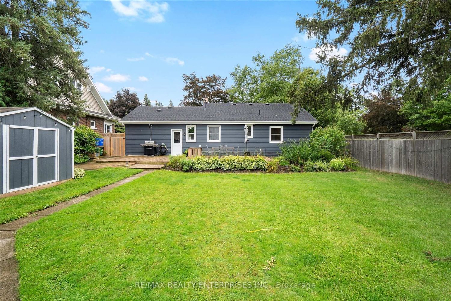 6295 Guelph Line • Burlington, ON photo 30