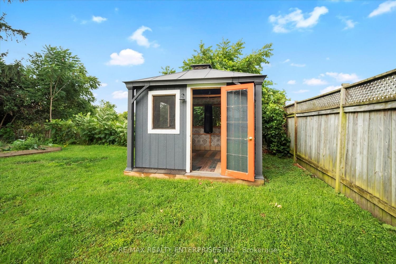 6295 Guelph Line • Burlington, ON photo 39