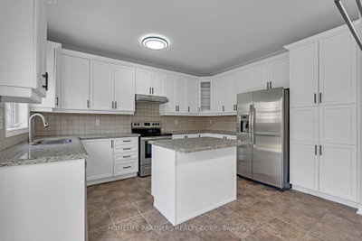 15 Oakhaven Brampton,ON L6P 2Y3 — Photo 14