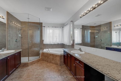 15 Oakhaven Brampton,ON L6P 2Y3 — Photo 19