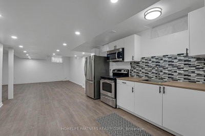 15 Oakhaven Brampton,ON L6P 2Y3 — Photo 30