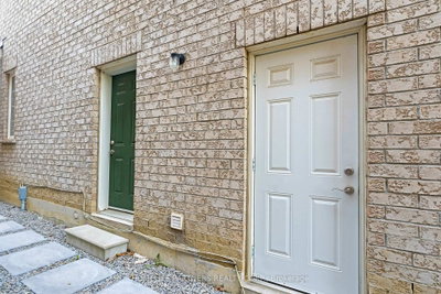 15 Oakhaven Brampton,ON L6P 2Y3 — Photo 34
