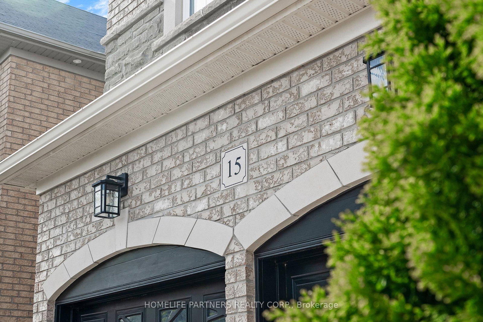 15 Oakhaven Road • Brampton, ON photo 6