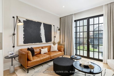 38 Sorauren Avenue • Toronto, ON