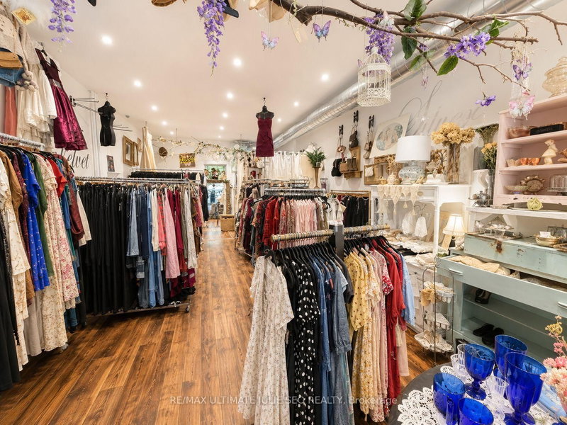 1656 Eglinton Ave W photo 3