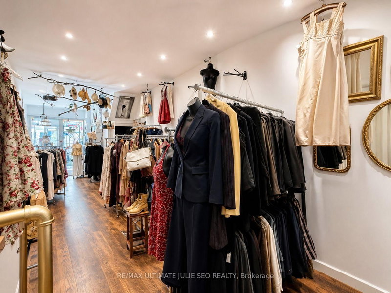 1656 Eglinton Ave W photo 4