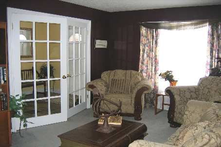 70 Hunter Rd, Orangeville, L9W5C5 | Image 2