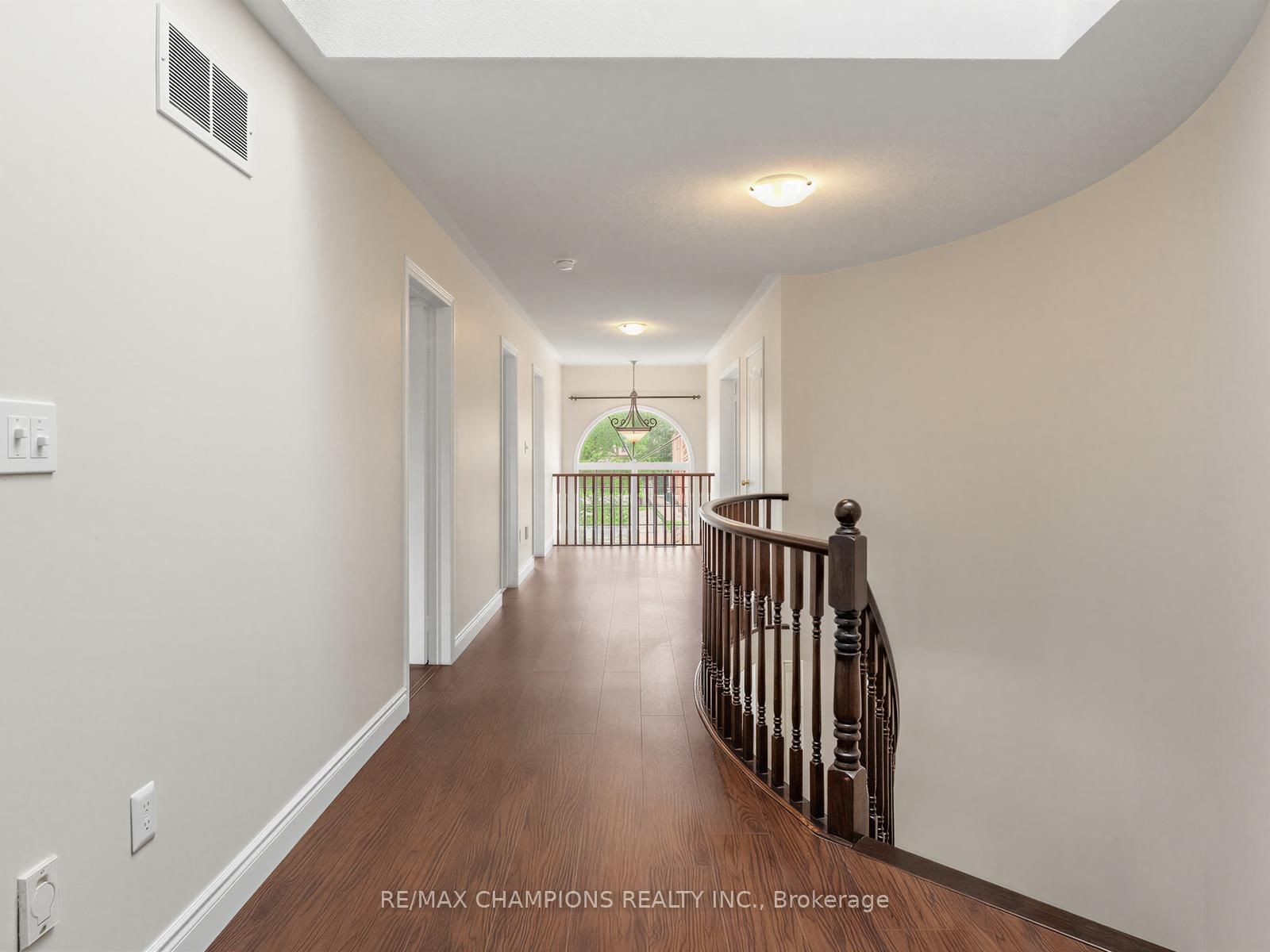 1 Cluster Oak Place • Brampton, ON photo 21