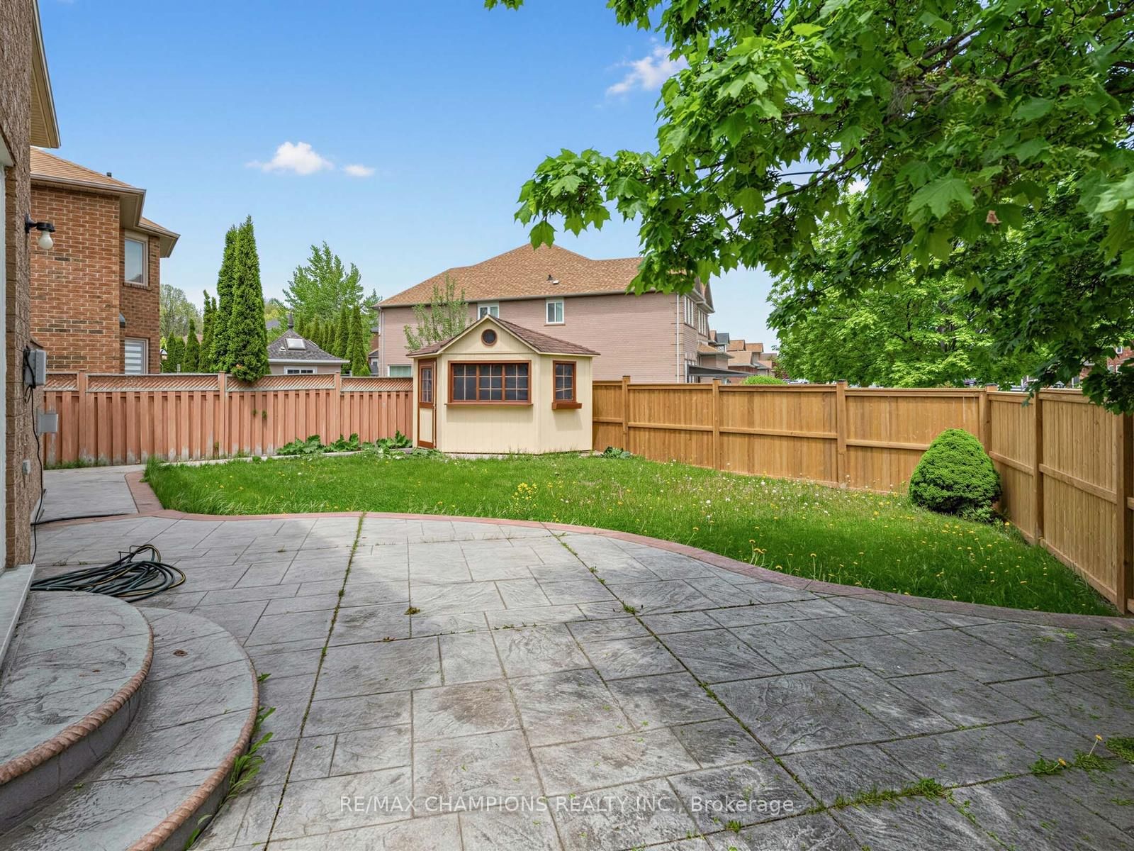 1 Cluster Oak Place • Brampton, ON photo 44