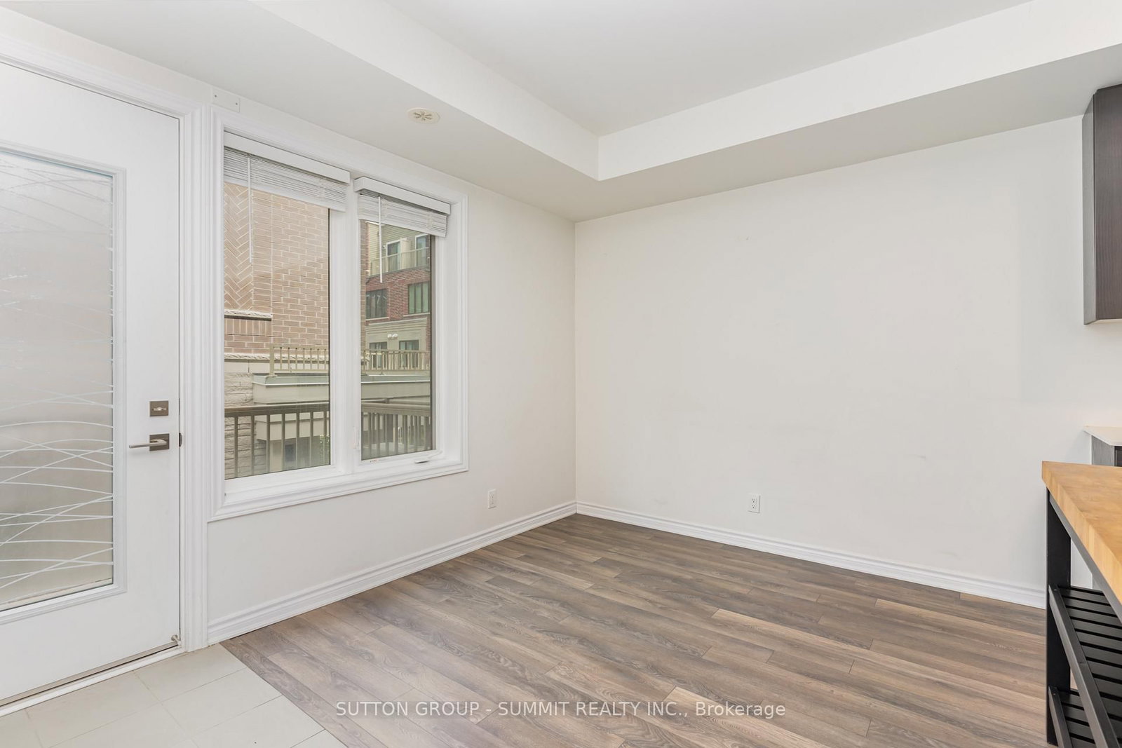 3580 Lake Shore Boulevard W, Unit 16 - Photo 6