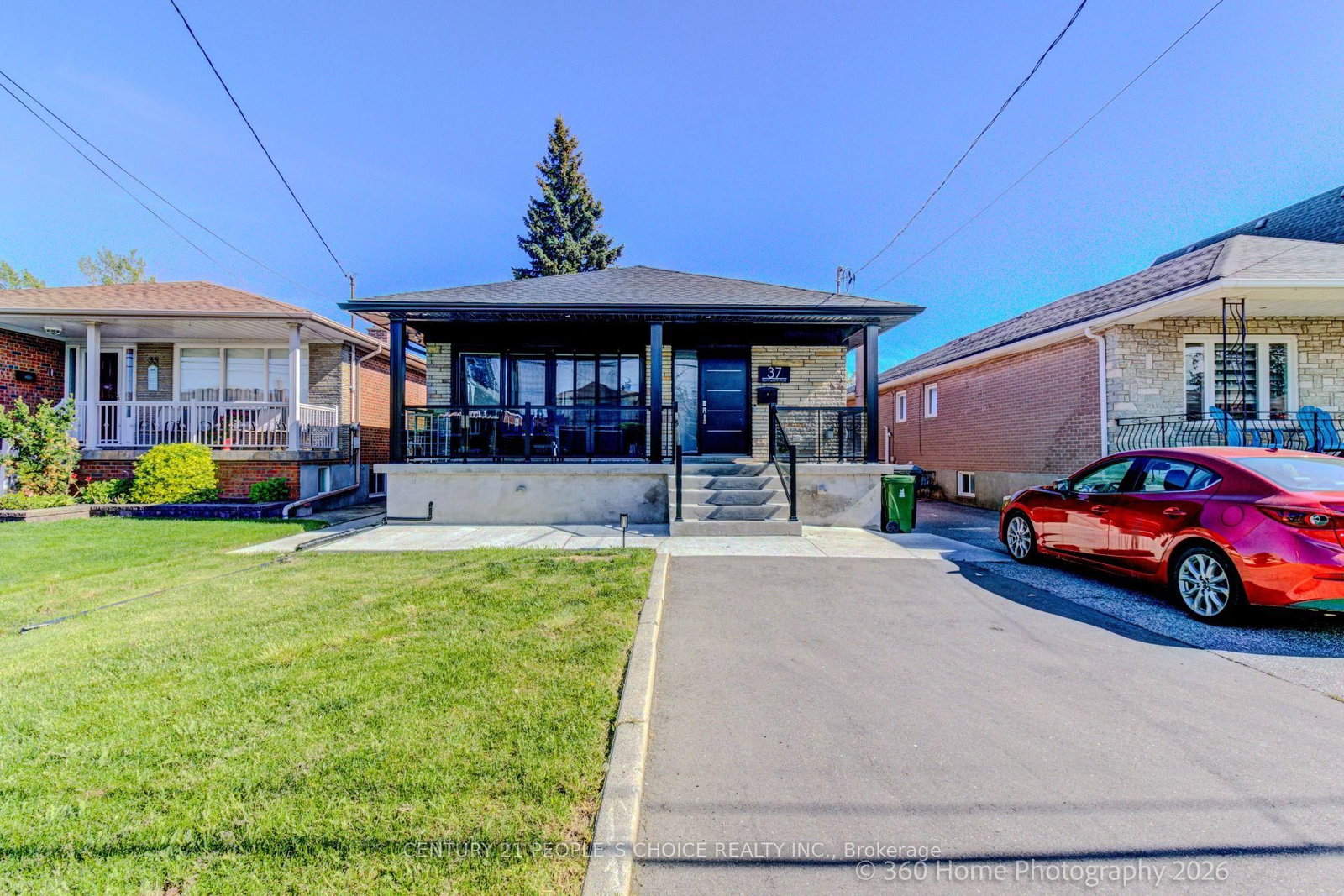 Lower-37 Bentworth Avenue, Toronto, ON