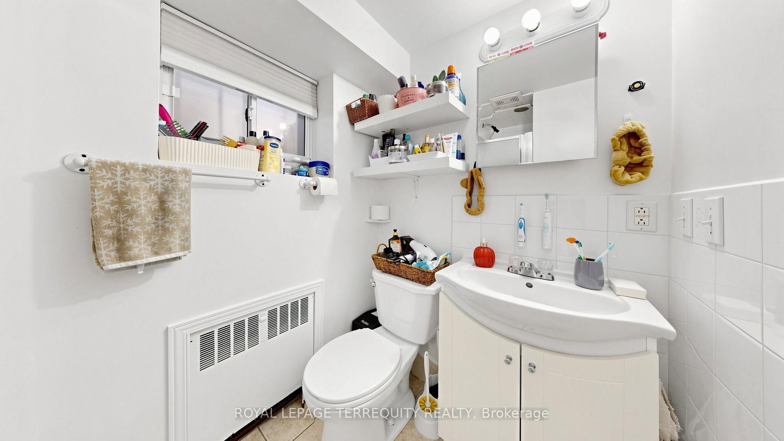 321 Lakeshore Road E • Mississauga, ON photo 36