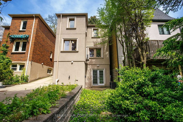 236 Ellis Avenue