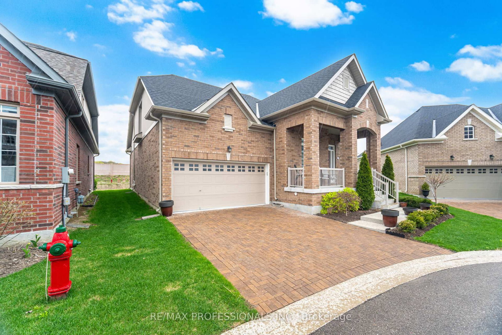 40 Bluestone Crescent • Brampton, ON photo 3