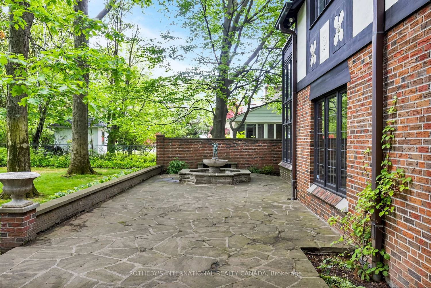 38 Edenbrook Hill • Toronto, ON photo 19