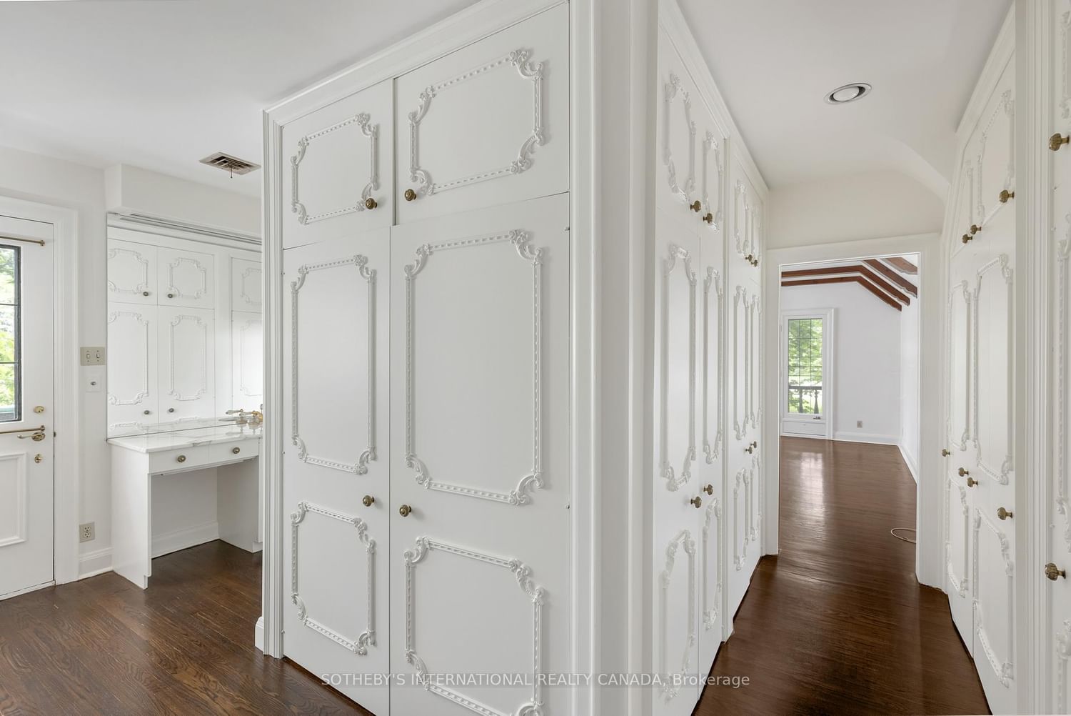 38 Edenbrook Hill • Toronto, ON photo 20