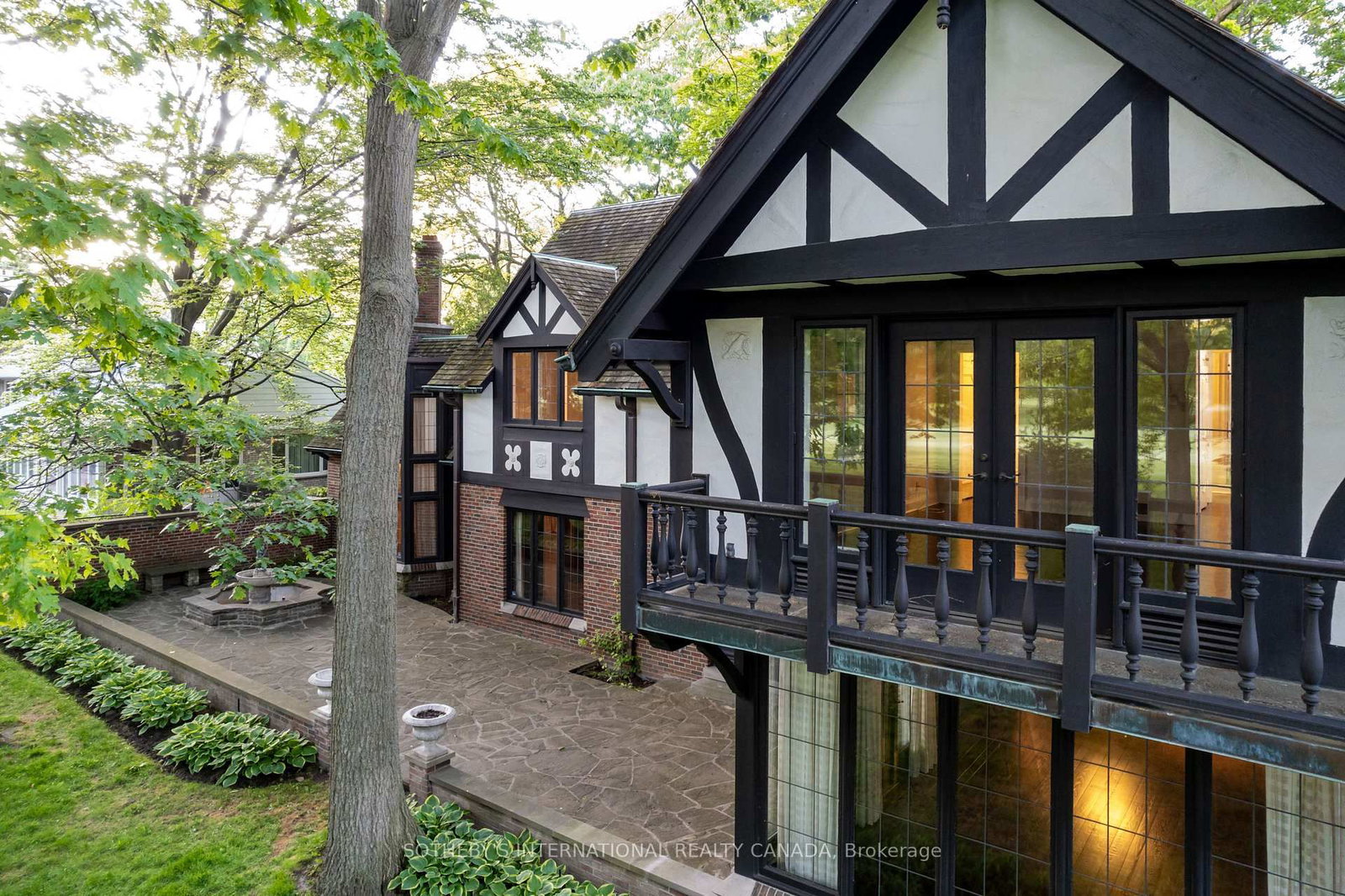 38 Edenbrook Hill • Toronto, ON photo 25