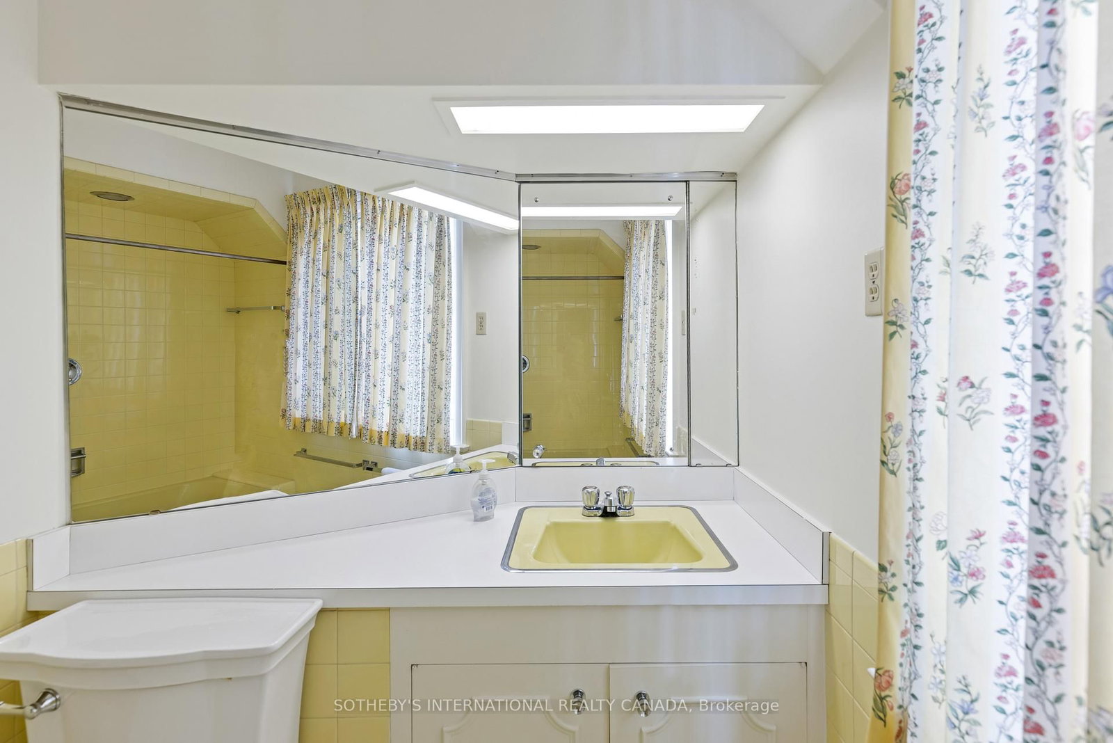 38 Edenbrook Hill • Toronto, ON photo 29