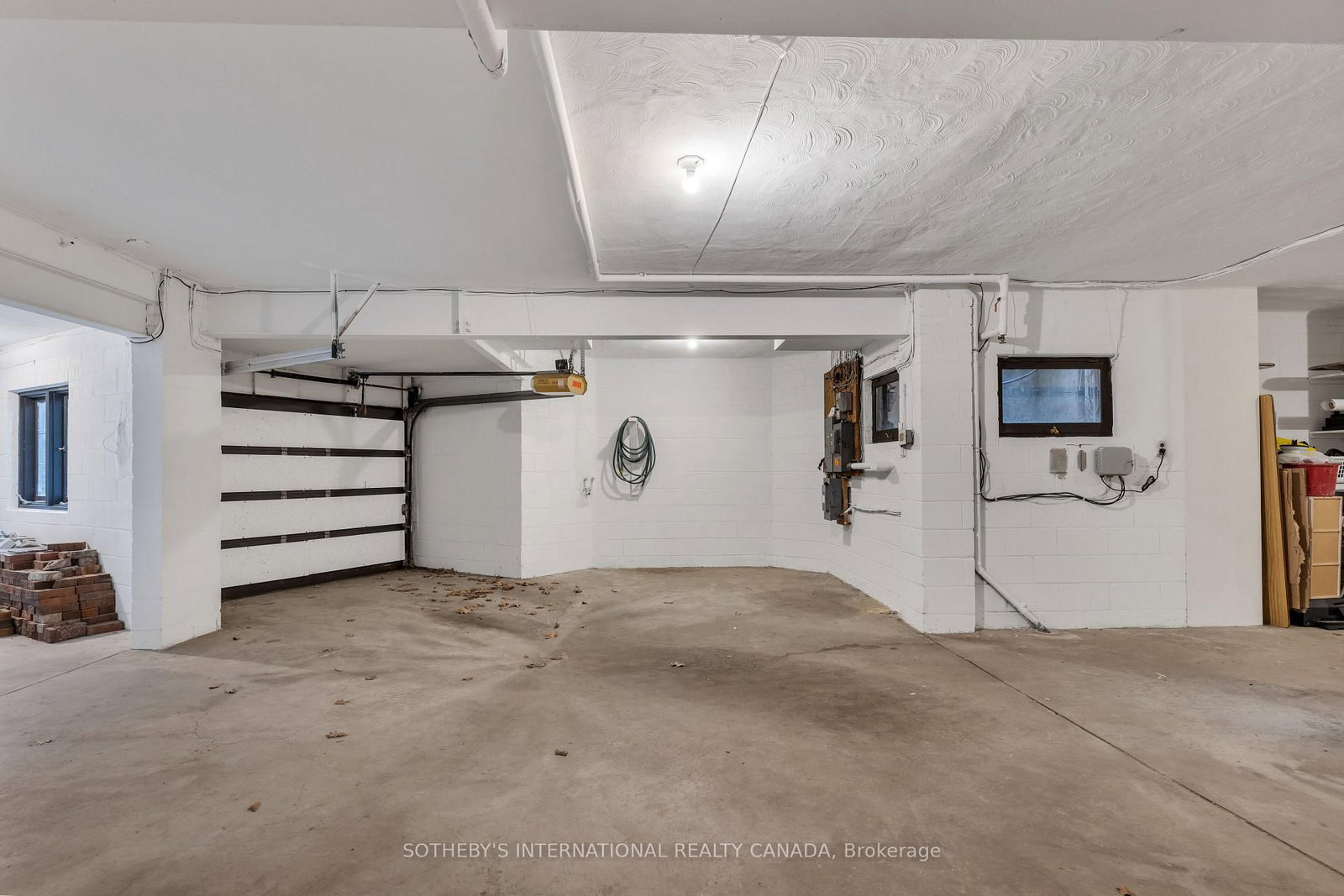 38 Edenbrook Hill • Toronto, ON photo 31