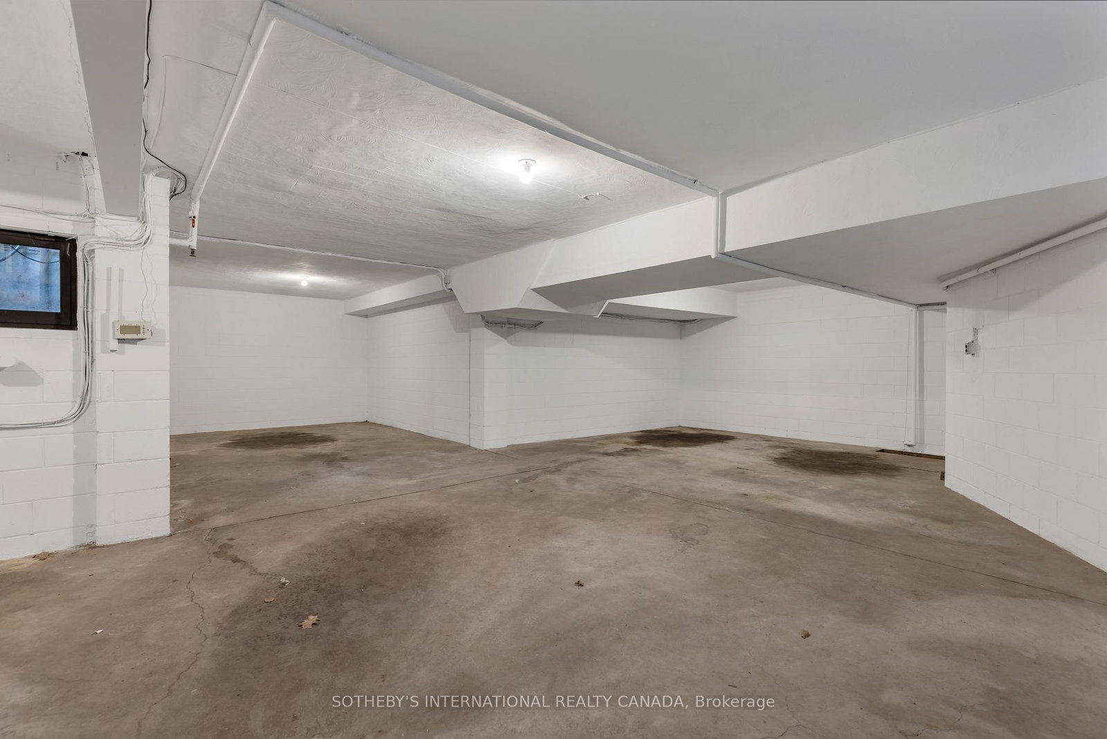 38 Edenbrook Hill • Toronto, ON photo 32